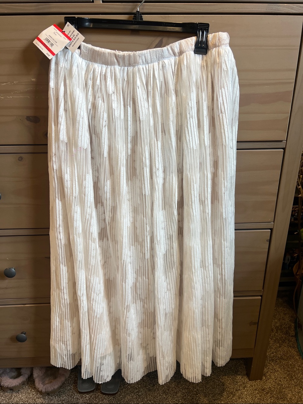 Anne Klein Ivory Pleated Maxi Skirt